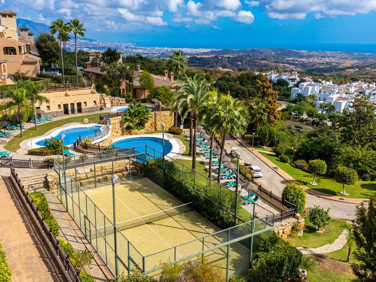 Apartment for Sale in La Mairena, Malaga 12