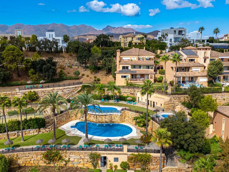 Apartment for Sale in La Mairena, Malaga 8