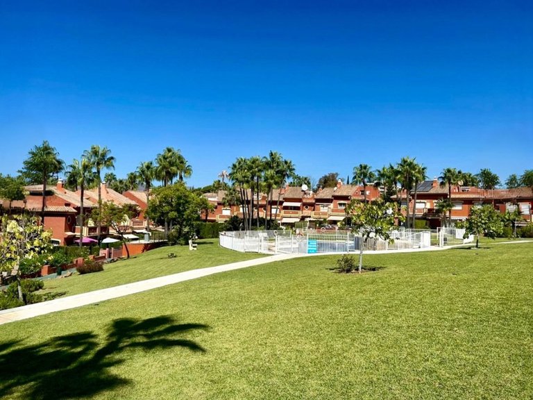 Villa for Sale in Estepona, Malaga 21