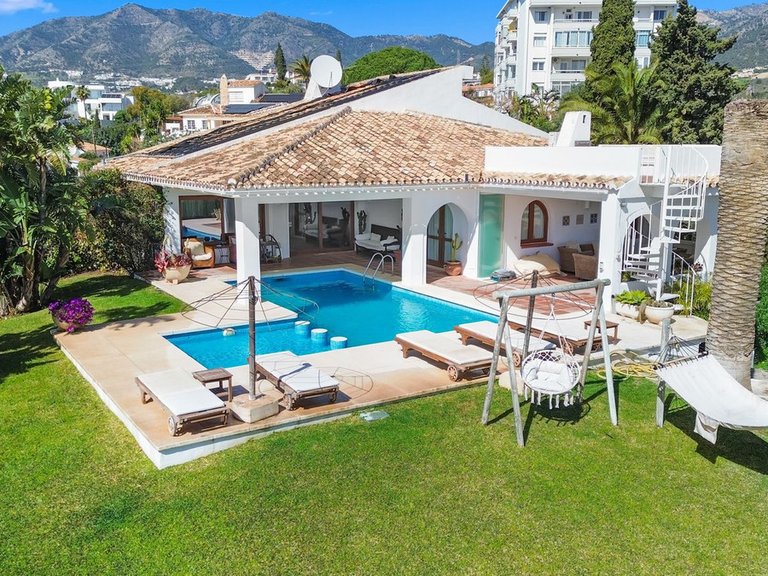 Villa for Sale in Fuengirola, Malaga 103