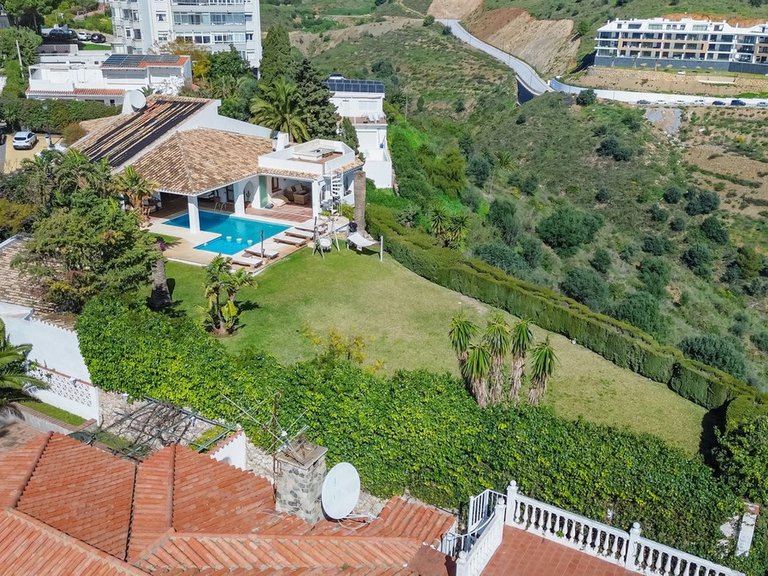 Villa for Sale in Fuengirola, Malaga 128
