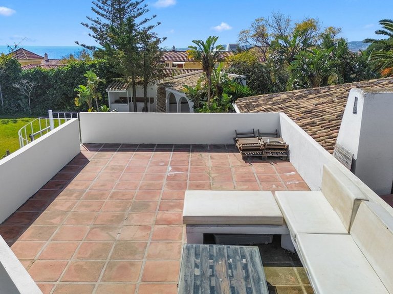 Villa for Sale in Fuengirola, Malaga 135