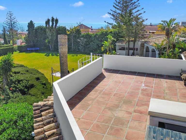 Villa for Sale in Fuengirola, Malaga 18