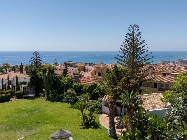 Villa for Sale in Fuengirola, Malaga 20