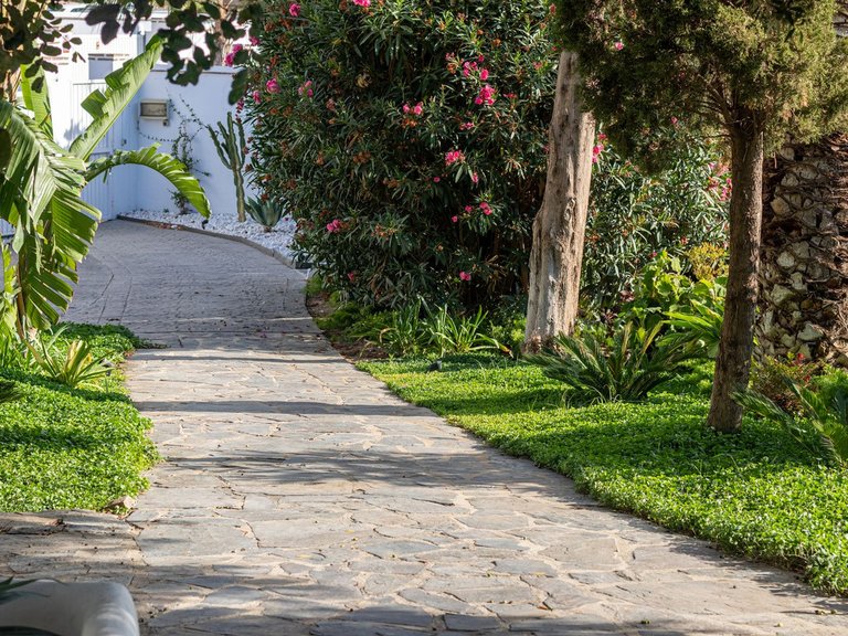 Villa for Sale in Fuengirola, Malaga 3