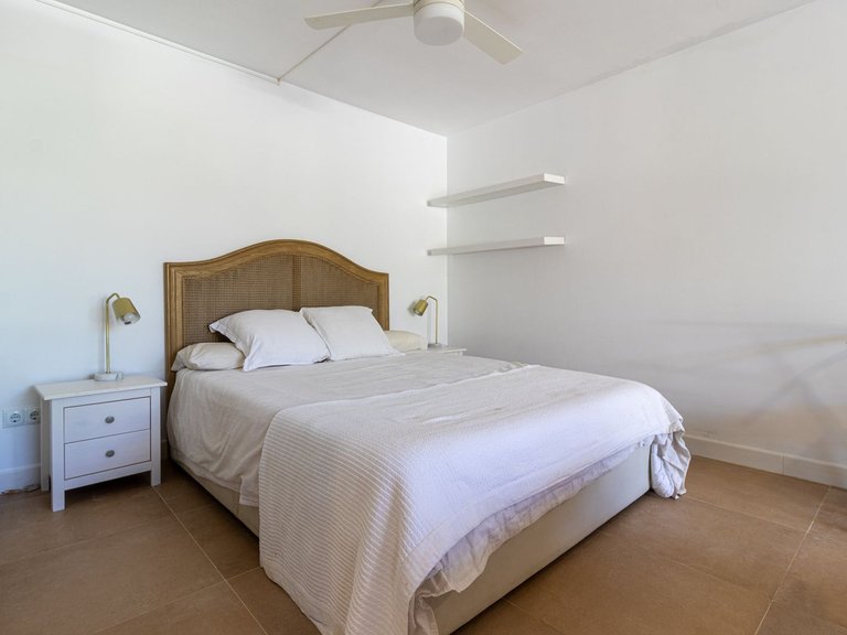 Villa for Sale in Fuengirola, Malaga 36