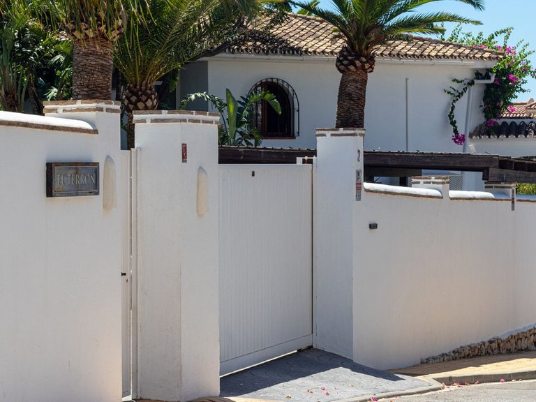 Villa for Sale in Fuengirola, Malaga 57