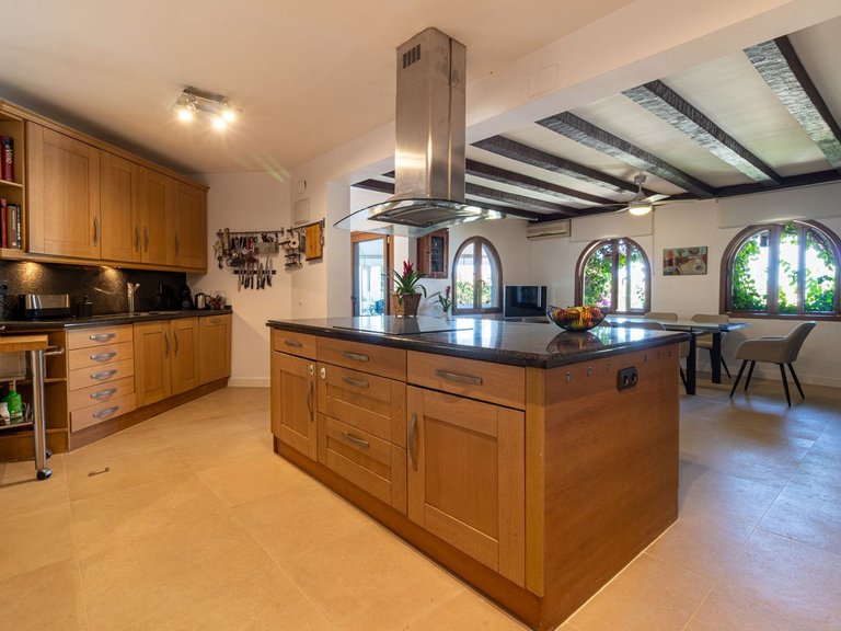 Villa for Sale in Fuengirola, Malaga 61