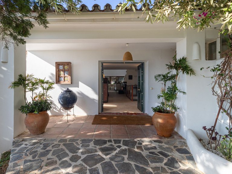 Villa for Sale in Fuengirola, Malaga 63