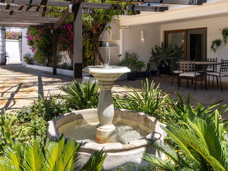 Villa for Sale in Fuengirola, Malaga 70