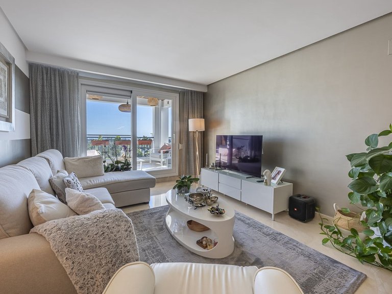 Apartment for Sale in Los Arqueros, Malaga 13