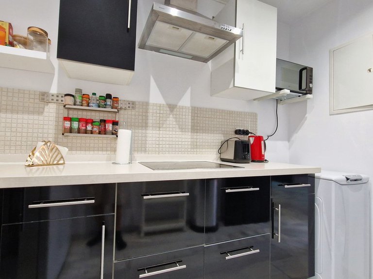 Apartment for Sale in Puerto Banús, Malaga 13