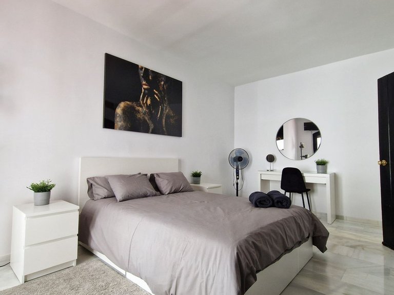 Apartment for Sale in Puerto Banús, Malaga 15