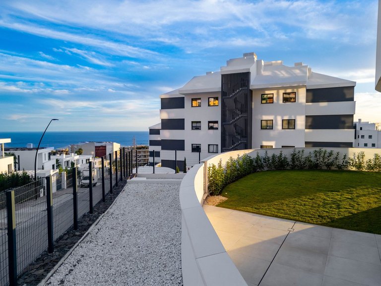 Apartment for Sale in Fuengirola, Malaga 14
