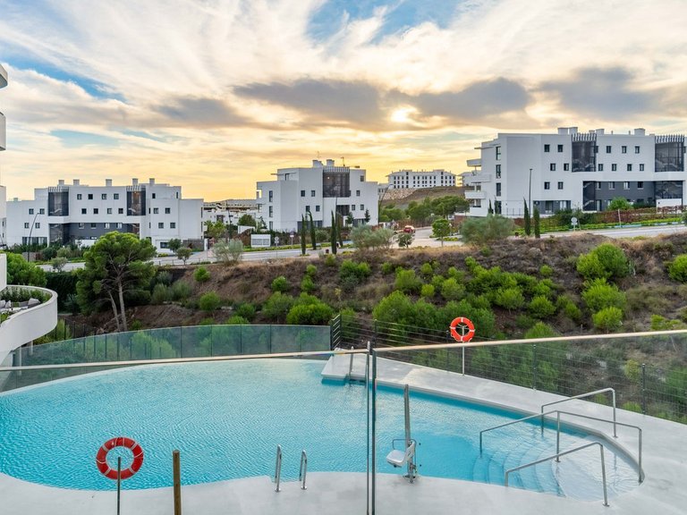 Apartment for Sale in Fuengirola, Malaga 18