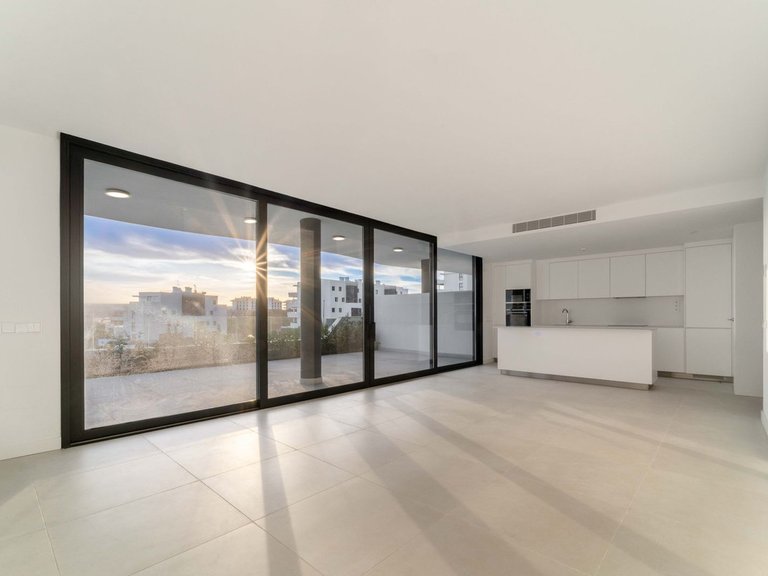 Apartment for Sale in Fuengirola, Malaga 26