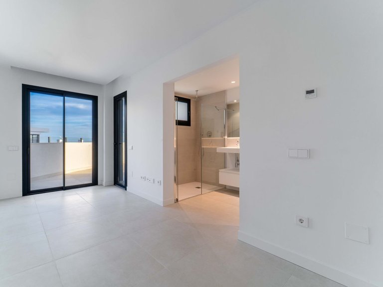 Apartment for Sale in Fuengirola, Malaga 34