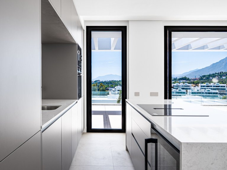 Apartment for Sale in Marbella, Malaga 14