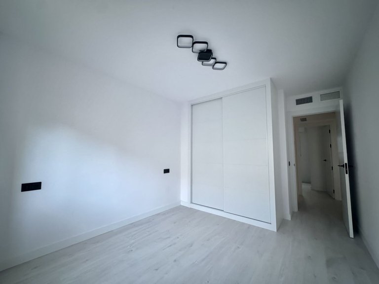 Apartment for Sale in Teatinos, Malaga 12