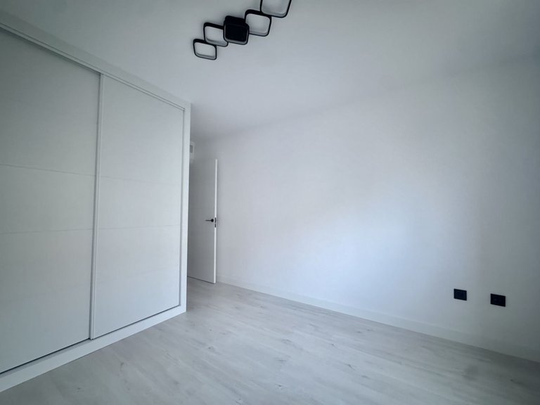 Apartment for Sale in Teatinos, Malaga 13