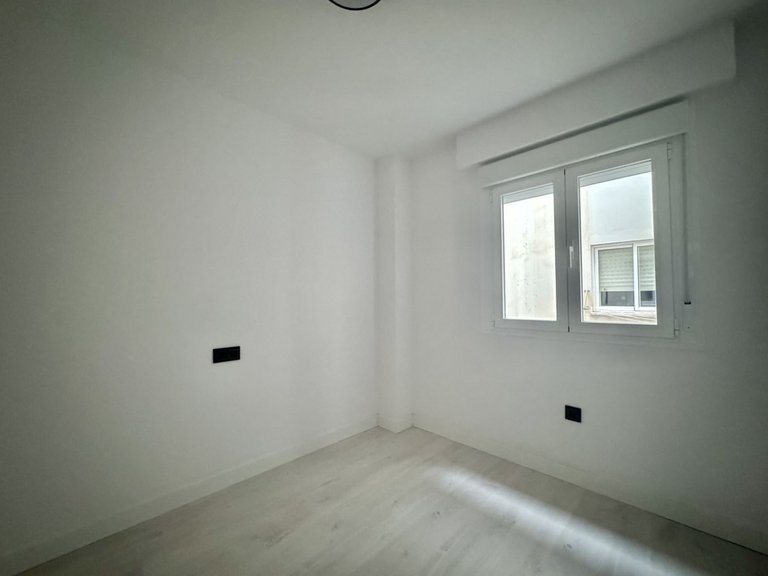Apartment for Sale in Teatinos, Malaga 15