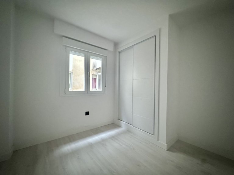 Apartment for Sale in Teatinos, Malaga 17