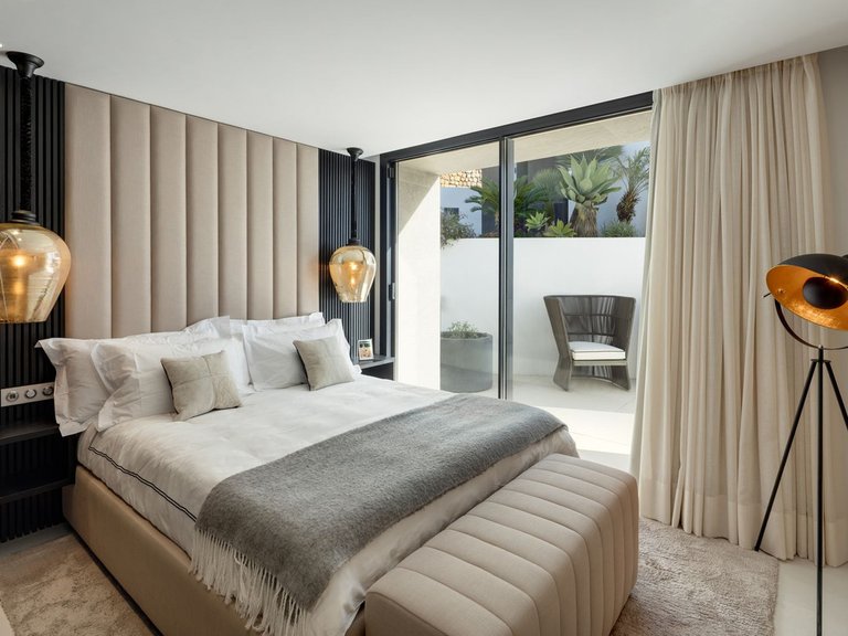 Villa for Sale in Benahavís, Malaga 14