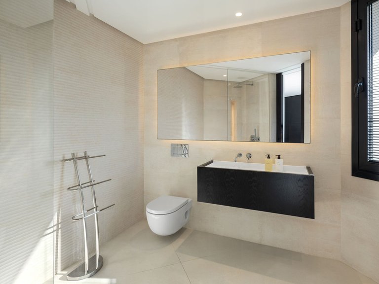 Villa for Sale in Benahavís, Malaga 16