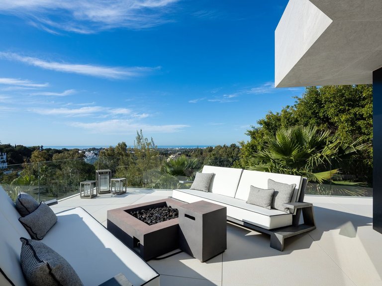 Villa for Sale in Benahavís, Malaga 18
