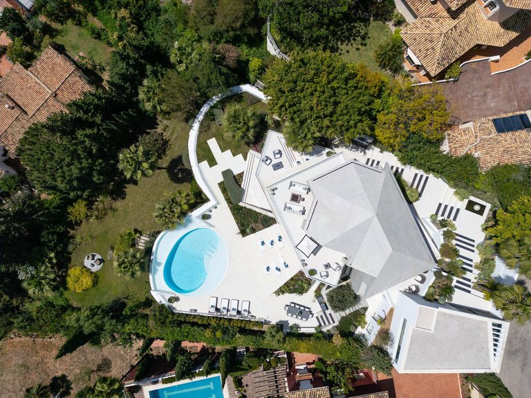 Villa for Sale in Benahavís, Malaga 41