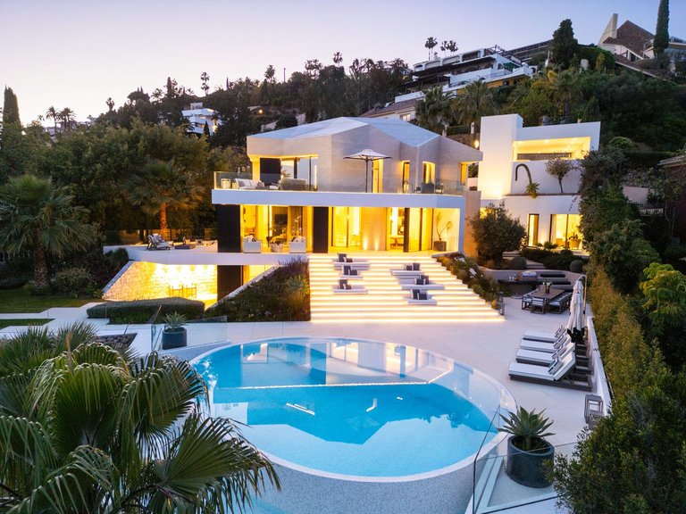Villa for Sale in Benahavís, Malaga 46