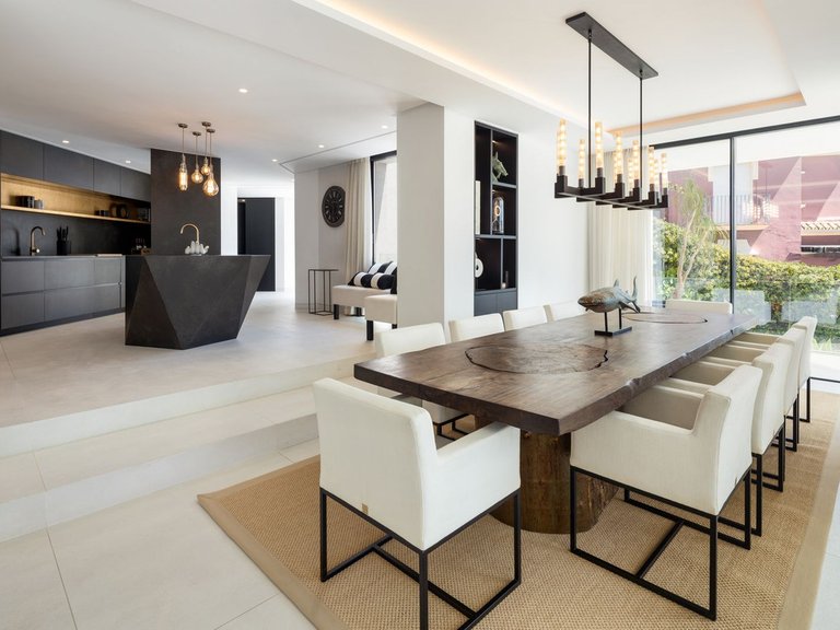 Villa for Sale in Benahavís, Malaga 6