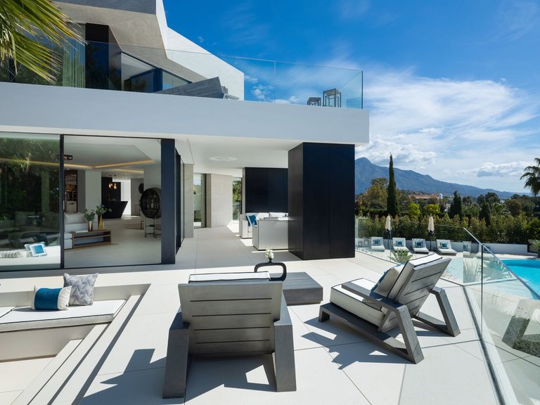Villa for Sale in Benahavís, Malaga 8