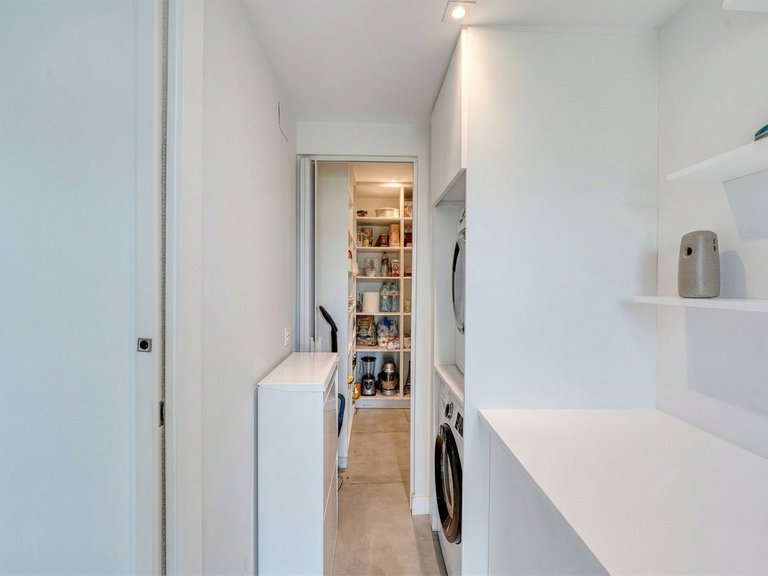 Villa for Sale in Istán, Malaga 35