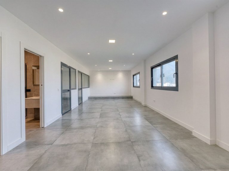 Villa for Sale in Istán, Malaga 58