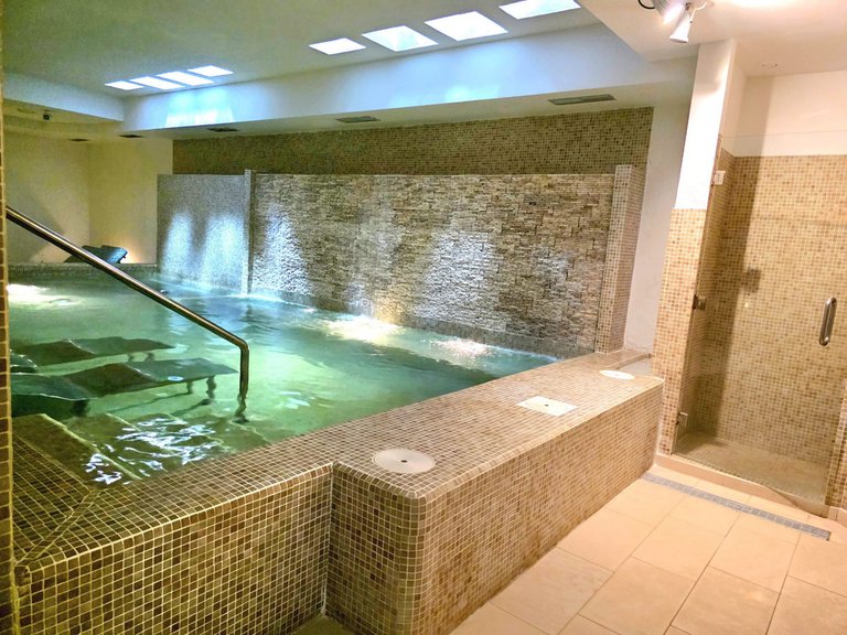 Apartment for Sale in Nueva Andalucía, Malaga 17