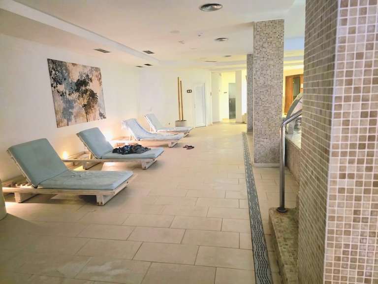 Apartment for Sale in Nueva Andalucía, Malaga 18
