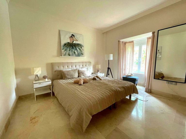 Apartment for Sale in Nueva Andalucía, Malaga 2