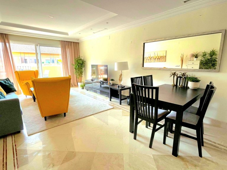 Apartment for Sale in Nueva Andalucía, Malaga 6