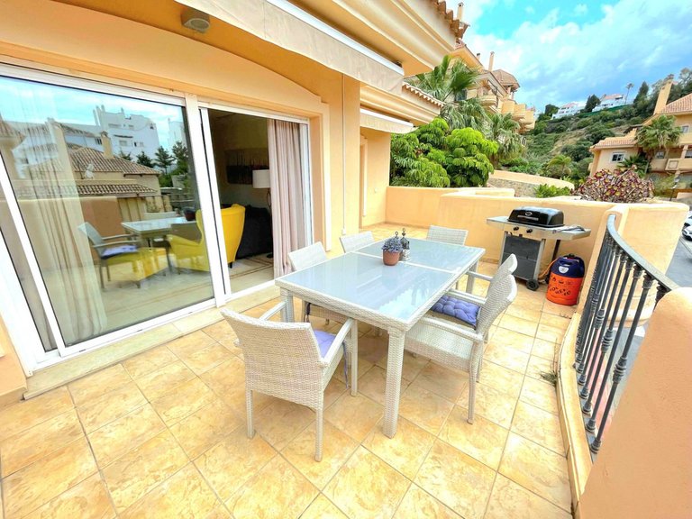 Apartment for Sale in Nueva Andalucía, Malaga 9