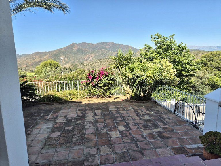 Villa for Sale in Alhaurin Golf, Malaga 23