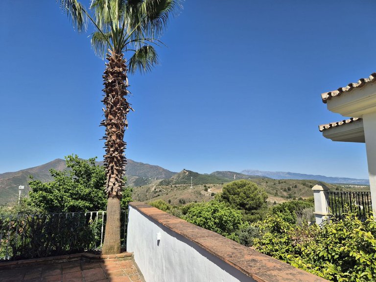 Villa for Sale in Alhaurin Golf, Malaga 32