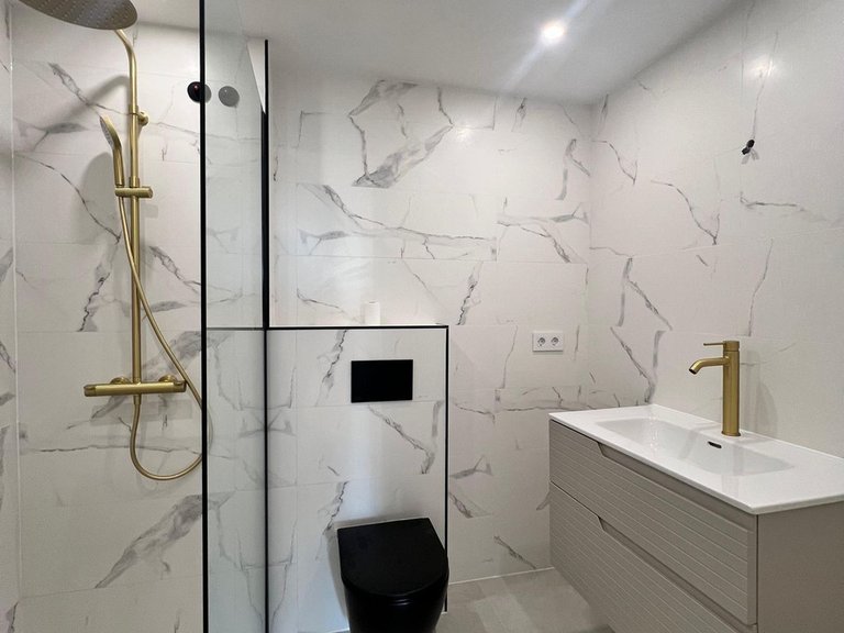 Apartment for Sale in Nueva Andalucía, Malaga 12