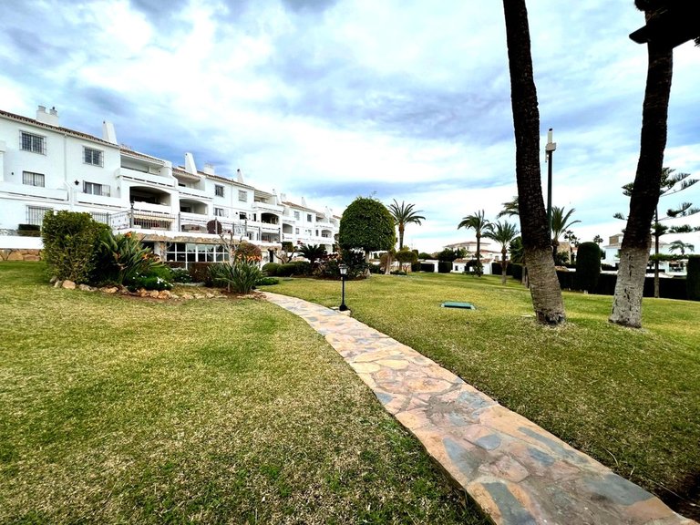 Apartment for Sale in Nueva Andalucía, Malaga 22