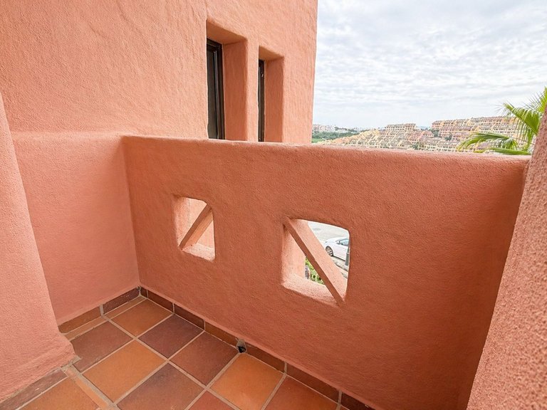 Apartment for Sale in La Duquesa, Malaga 12