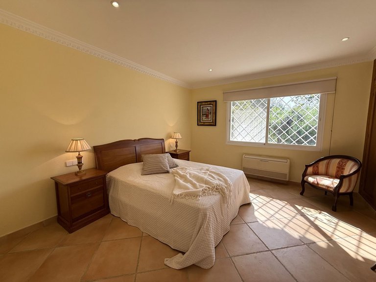 Villa for Sale in San Pedro De Alcántara, Malaga 24