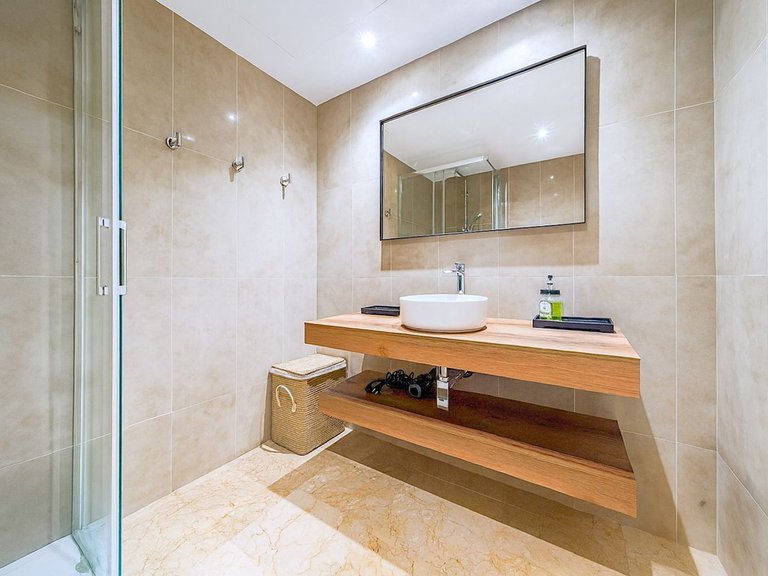 Villa for Sale in Estepona, Malaga 12