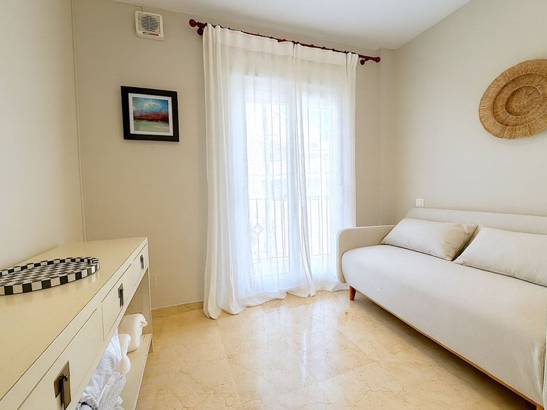 Villa for Sale in Estepona, Malaga 13