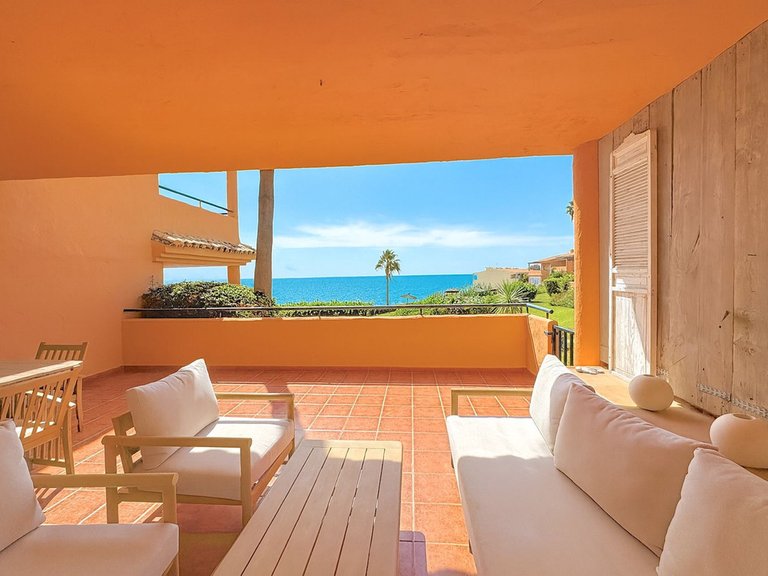 Villa for Sale in Estepona, Malaga 15