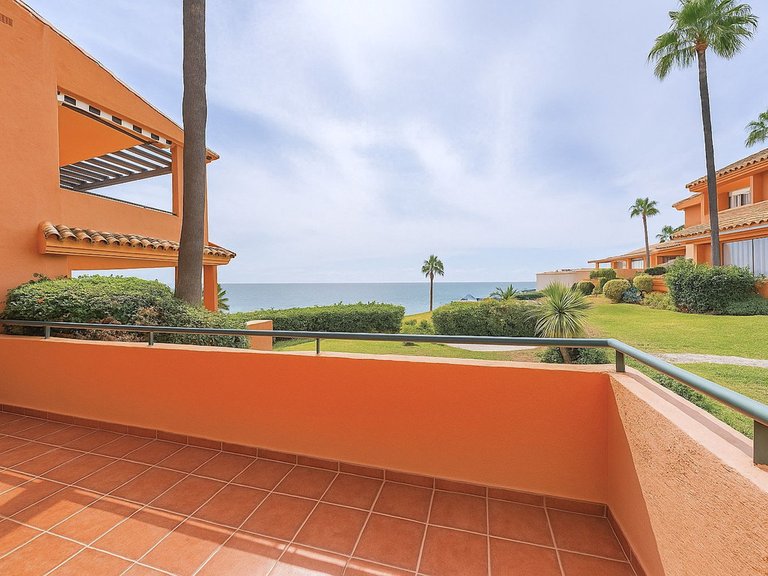 Villa for Sale in Estepona, Malaga 17